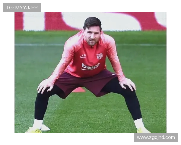 曼联14岁新星戴帽挑战小梅西纪录