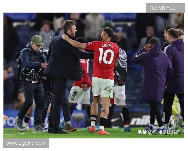 曼联不与曼城争夺埃利奥特-安德森